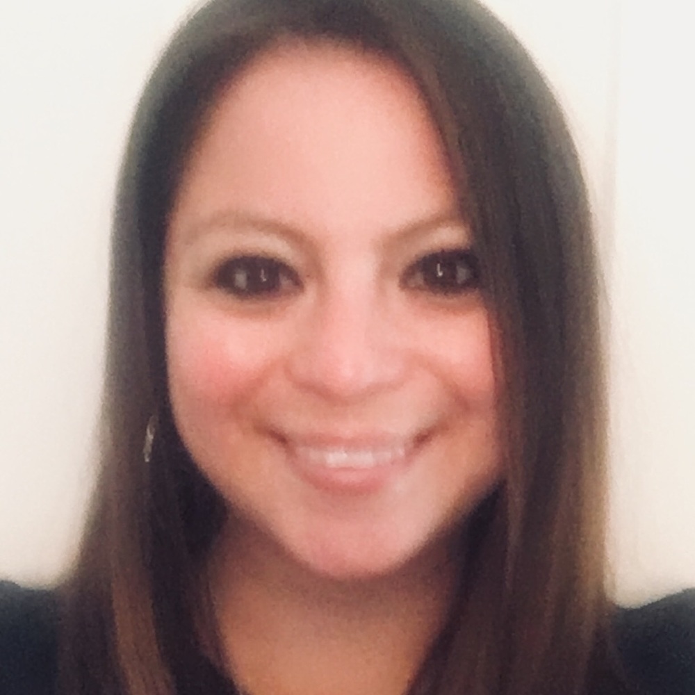 Meet your Posher, Claudia